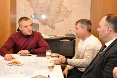 Назвали громади, які найбільше фінансували ремонти місцевих доріг