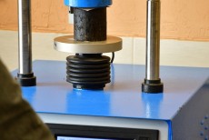 Інженери технагляду вивчили роботу лабораторії